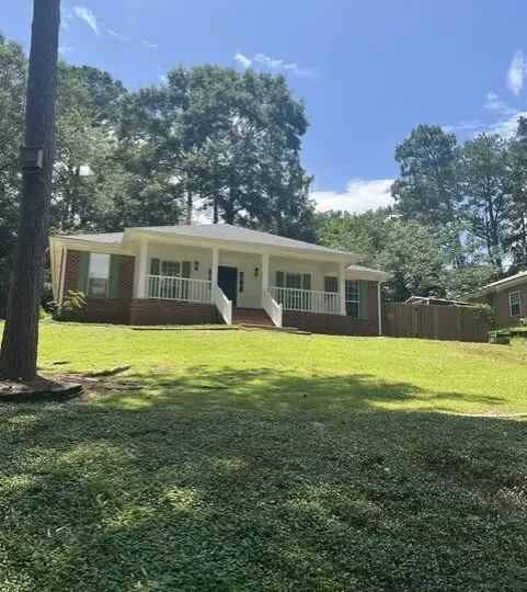 118 East Sara Avenue